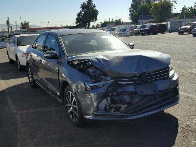 3VWDB7AJ4HM391347 - 2017 VOLKSWAGEN JETTA SE 石墨色 照片 1