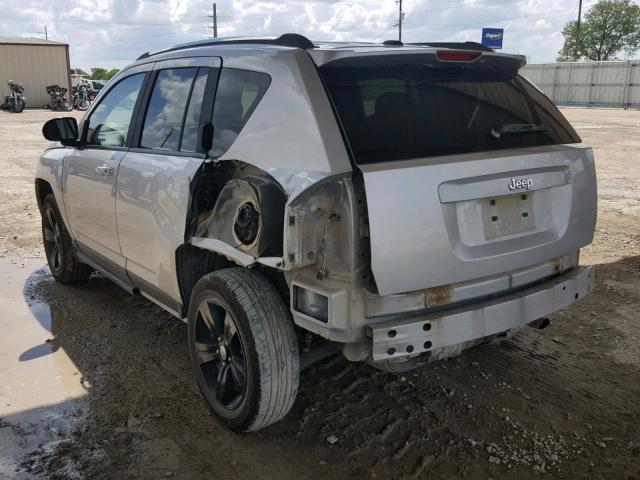 1C4NJCBAXCD660845 - 2012 JEEP COMPASS SP 银色 照片 3