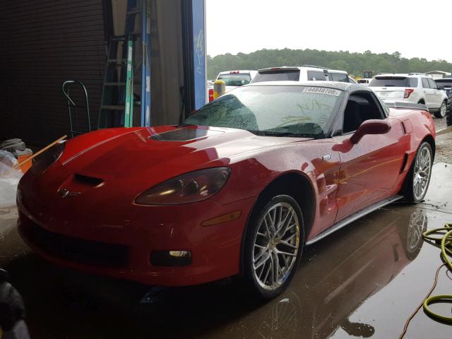 1G1YR26R695800403 - 2009 CHEVROLET CORVETTE Z RED photo 2