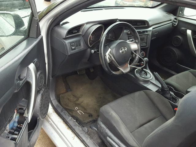JTKJF5C75B3001471 - 2011 TOYOTA SCION TC 银色 照片 9