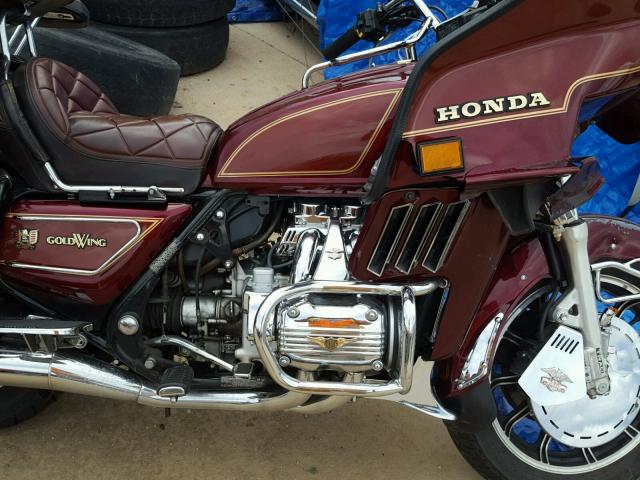 1HFSC0225DA322301 - 1983 HONDA GL1100 A MAROON photo 7