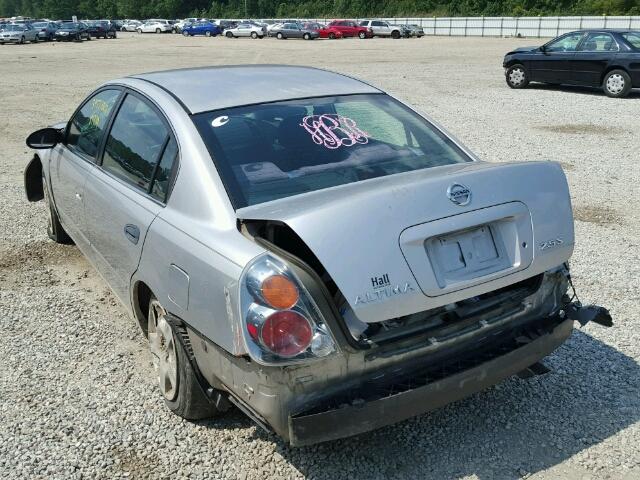 1N4AL11D83C338094 - 2003 NISSAN ALTIMA BAS SILVER photo 3