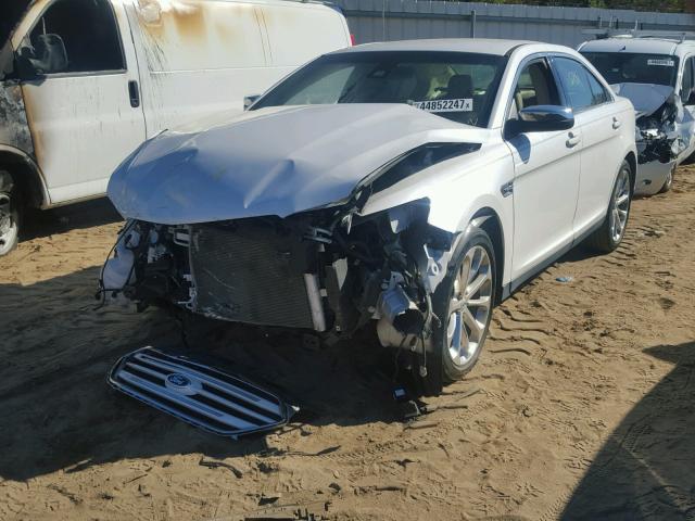 1FAHP2F88DG194772 - 2013 FORD TAURUS LIM WHITE photo 2