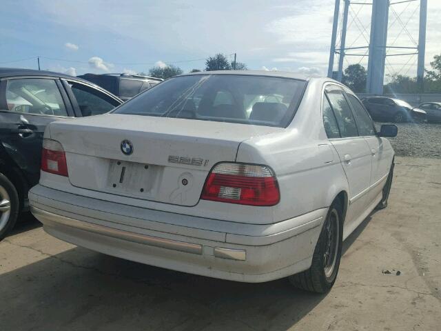 WBADT43431GX26875 - 2001 BMW 525 I AUTO WHITE photo 4