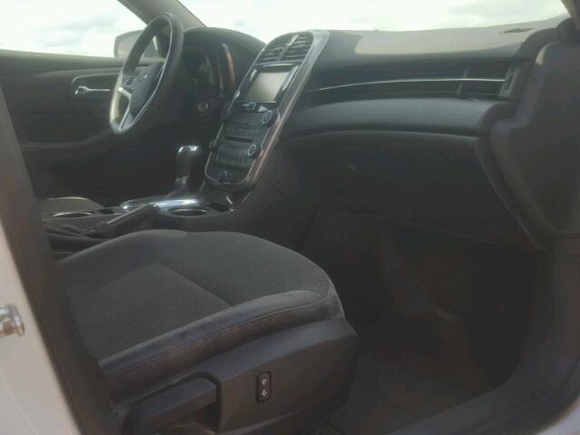 1G11C5SA1GU146160 - 2016 CHEVROLET MALIBU LIM თეთრი ფოტო 5