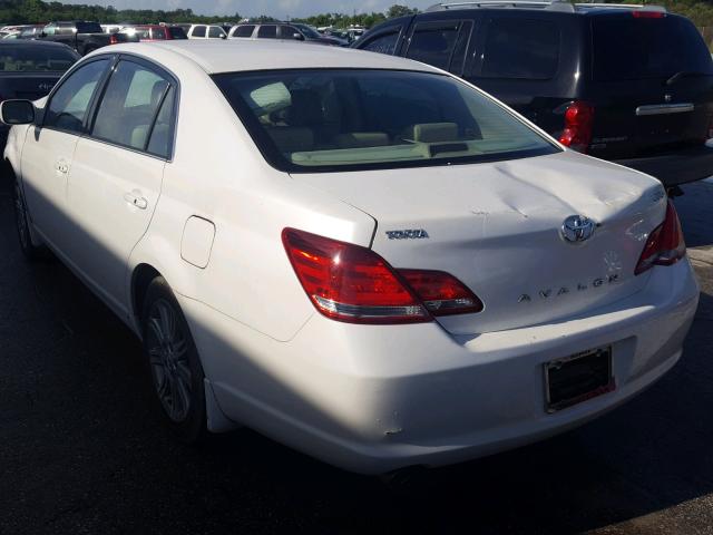 4T1BK36B67U200800 - 2007 TOYOTA AVALON XL WHITE photo 3