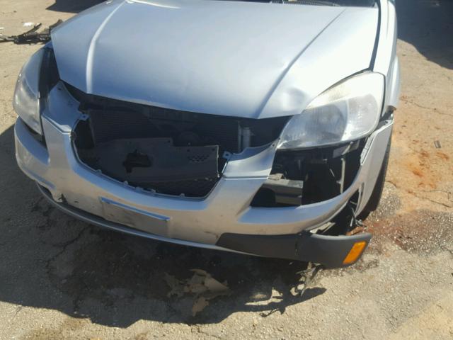 KNADE123576199051 - 2007 KIA RIO SILVER photo 9