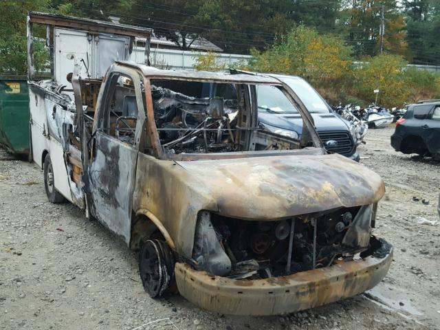 1GDHG31U731182369 - 2003 GMC SAVANA CUT BURN photo 1