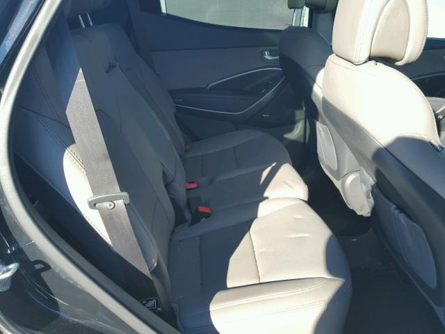 5XYZU3LBXHG445832 - 2017 HYUNDAI SANTA FE S BLACK photo 6