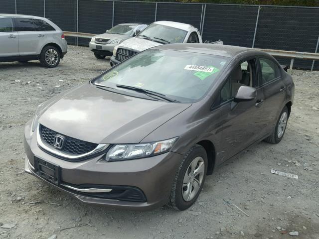 2HGFB2F59DH574263 - 2013 HONDA CIVIC LX GRAY photo 2