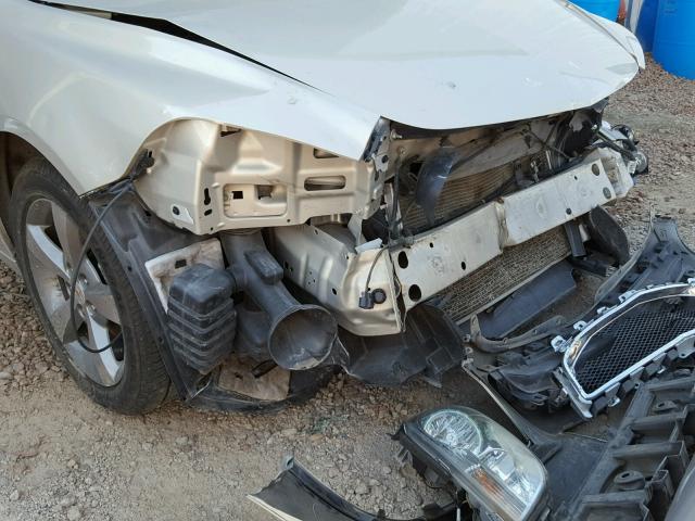 1G1ZC5E12BF283930 - 2011 CHEVROLET MALIBU 1LT BEIGE photo 9