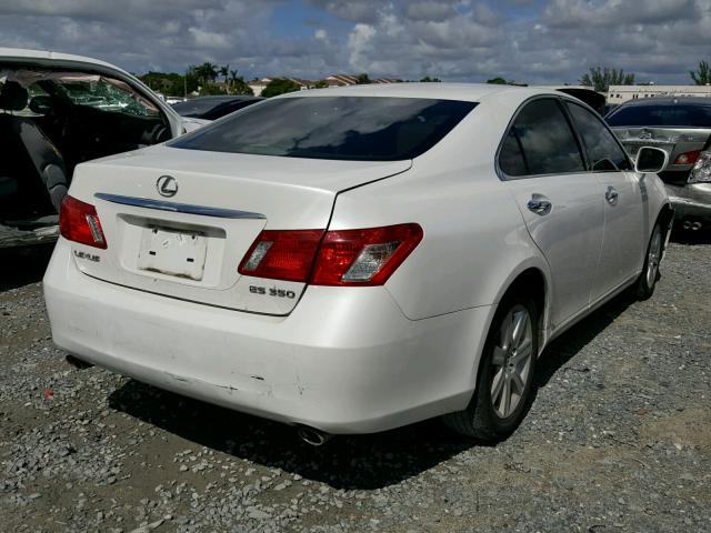 JTHBJ46G672058094 - 2007 LEXUS ES WHITE photo 4