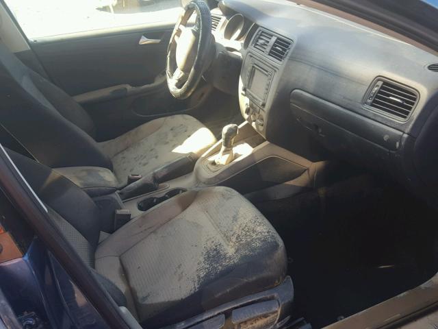 3VW2K7AJ5FM409875 - 2015 VOLKSWAGEN JETTA BASE Կապույտ լուսանկար 5