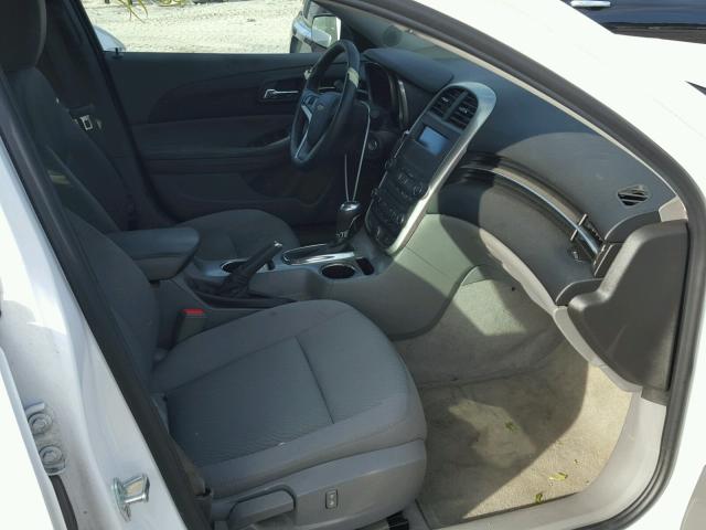 1G11A5SLXFF214207 - 2015 CHEVROLET MALIBU LS 白色 照片 5