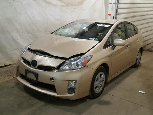 JTDKN3DU9B0325211 - 2011 TOYOTA PRIUS GOLD photo 2