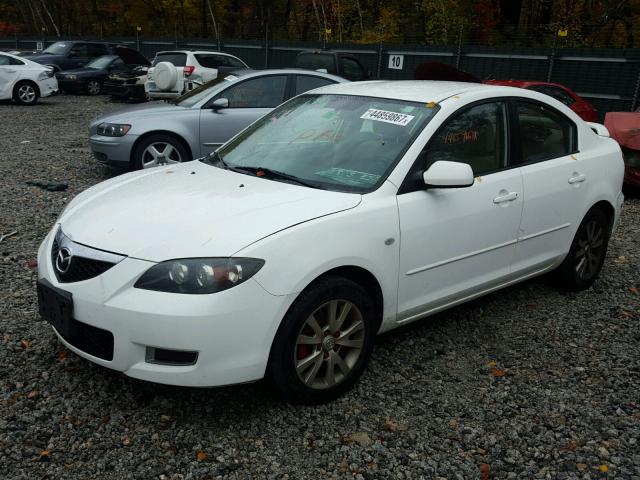 JM1BK32F371758327 - 2007 MAZDA 3 WHITE photo 2