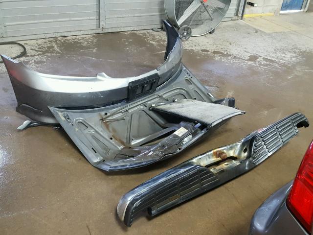 2HGES16504H592463 - 2004 HONDA CIVIC GRAY photo 9