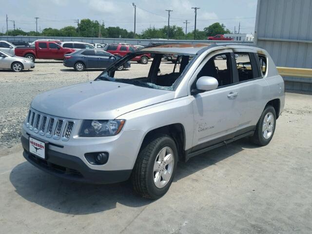 1C4NJCEA5ED538067 - 2014 JEEP COMPASS LA SILVER photo 2