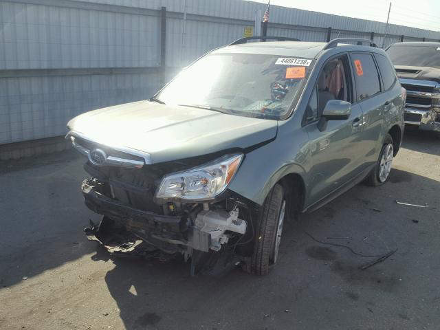 JF2SJADC5FH514521 - 2015 SUBARU FORESTER 2 GREEN photo 2