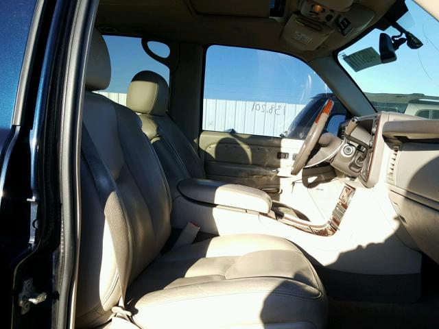 1GYEK63N05R198912 - 2005 CADILLAC ESCALADE BLUE photo 5