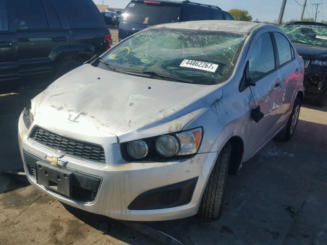 1G1JA5SH3D4114728 - 2013 CHEVROLET SONIC LS SILVER photo 2