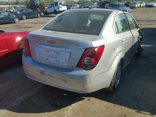 1G1JA5SH3D4114728 - 2013 CHEVROLET SONIC LS Күміс фото 4