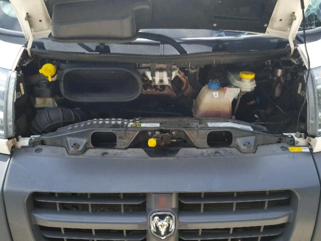 3C6TRVDG9GE105815 - 2016 RAM PROMASTER 白色 照片 7