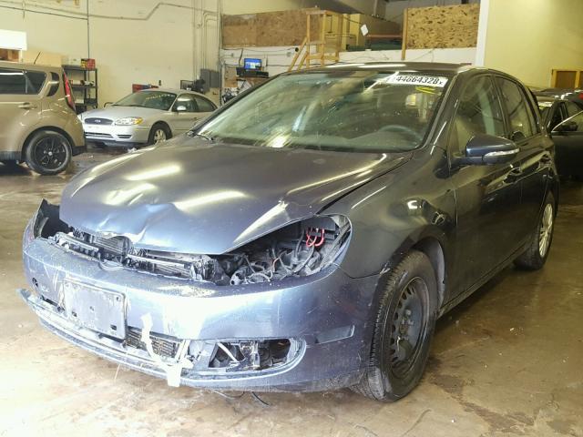 WVWDB7AJ9DW128171 - 2013 VOLKSWAGEN GOLF BLUE photo 2