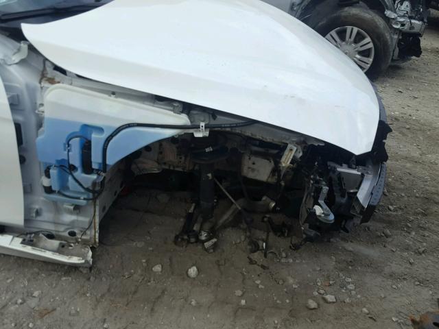 WBA3B9G57ENR90729 - 2014 BMW 335 WHITE photo 9