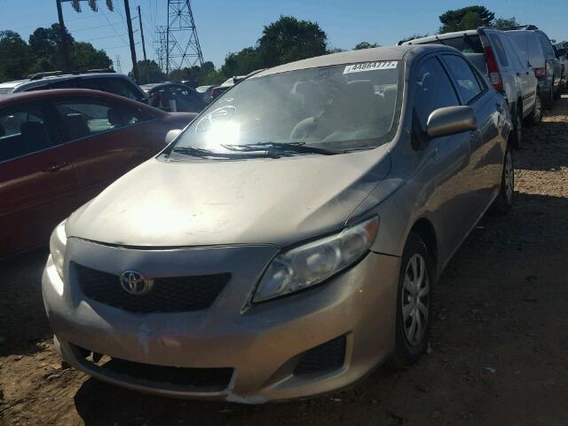 1NXBU40E09Z026518 - 2009 TOYOTA COROLLA BA TAN photo 2