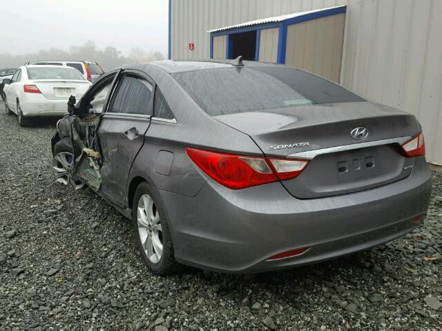 5NPEC4AC6BH273916 - 2011 HYUNDAI SONATA SE GRAY photo 3