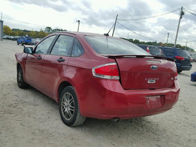 1FAHP3FN3AW203570 - 2010 FORD FOCUS RED photo 3