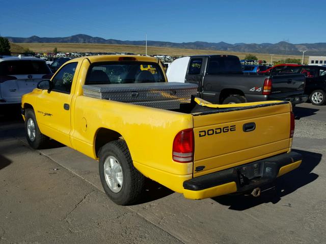 1B7FL26X3XS168022 - 1999 DODGE DAKOTA YELLOW photo 3