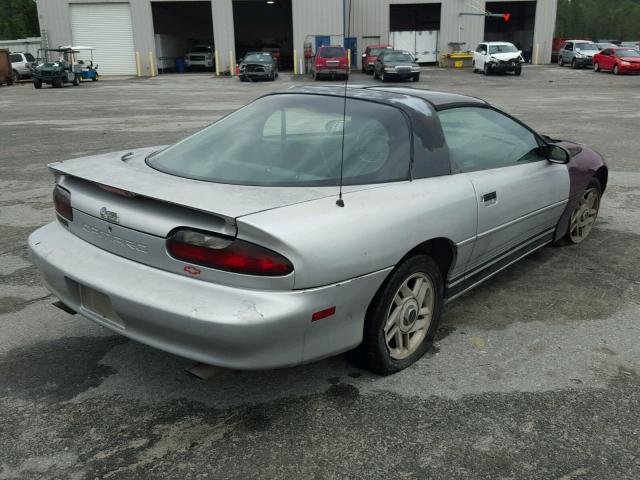 2G1FP22P7S2163458 - 1995 CHEVROLET CAMARO Z28 TWO TONE photo 4