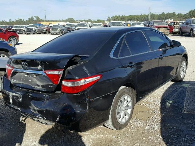 4T4BF1FKXGR556939 - 2016 TOYOTA CAMRY LE BLACK photo 4