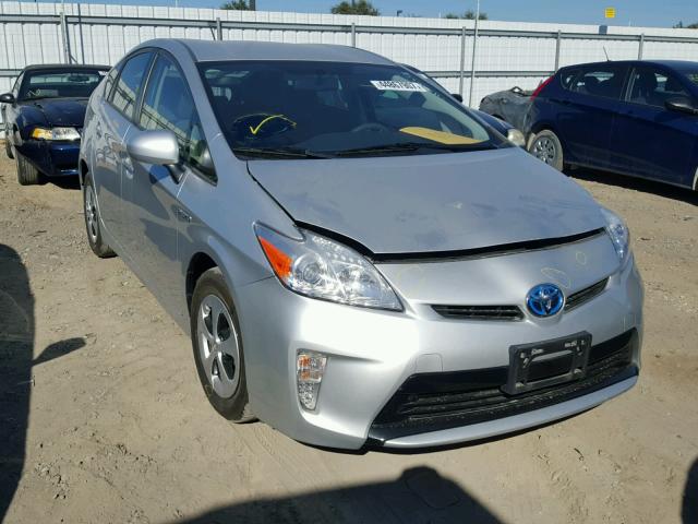 JTDKN3DU4D5628449 - 2013 TOYOTA PRIUS ვერცხლისფერი ფოტო 1