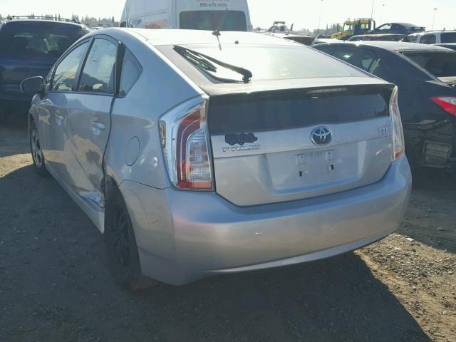 JTDKN3DU4D5628449 - 2013 TOYOTA PRIUS ვერცხლისფერი ფოტო 3