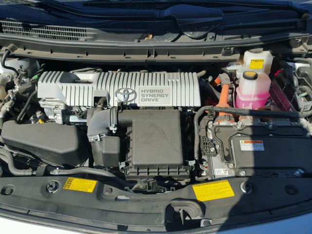 JTDKN3DU4D5628449 - 2013 TOYOTA PRIUS ვერცხლისფერი ფოტო 7