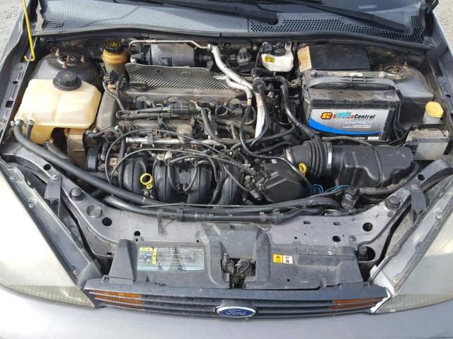 3FAFP31Z44R105950 - 2004 FORD FOCUS ZX3 GRAY photo 7