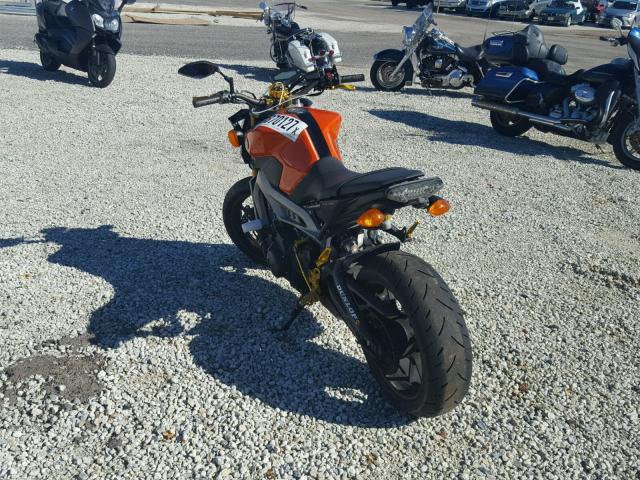 JYARN33E4EA001988 - 2014 YAMAHA FZ09 ORANGE photo 3