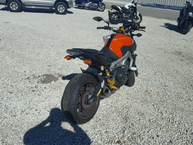 JYARN33E4EA001988 - 2014 YAMAHA FZ09 ORANGE photo 4