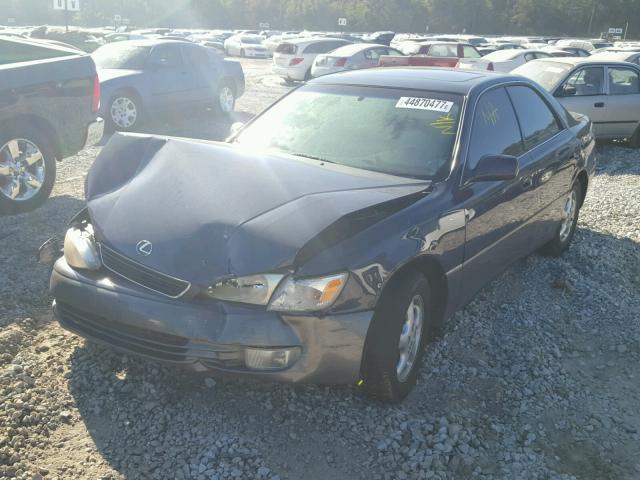 JT8BF28GXX0222932 - 1999 LEXUS ES BLUE photo 2