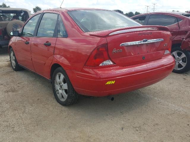 1FAHP38362W145144 - 2002 FORD FOCUS ZTS RED photo 3