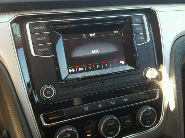 1VWAT7A37GC014609 - 2016 VOLKSWAGEN PASSAT S ვერცხლისფერი ფოტო 9