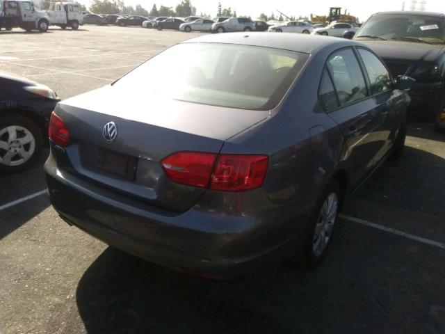 3VW2K7AJ6CM330677 - 2012 VOLKSWAGEN JETTA BASE CHARCOAL photo 4