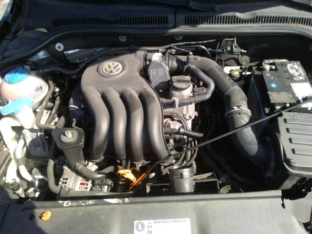 3VW2K7AJ6CM330677 - 2012 VOLKSWAGEN JETTA BASE CHARCOAL photo 7