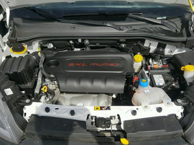 ZFBERFAB6H6F13833 - 2017 RAM PROMASTER 白色 照片 7