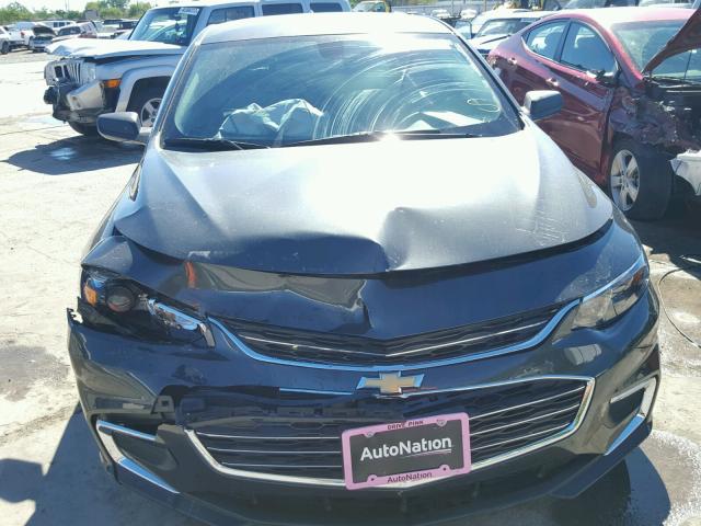 1G1ZB5ST2HF125881 - 2017 CHEVROLET MALIBU LS CHARCOAL photo 9