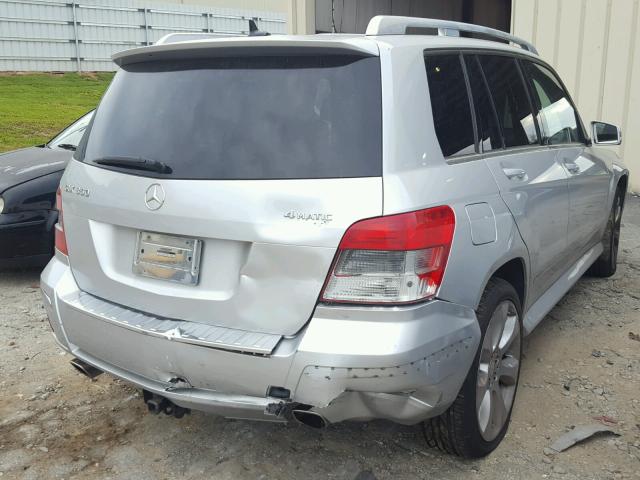 WDCGG8HB0AF398169 - 2010 MERCEDES-BENZ GLK 350 4M SILVER photo 4