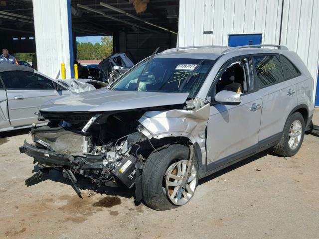 5XYKTCA65EG510835 - 2014 KIA SORENTO SILVER photo 2